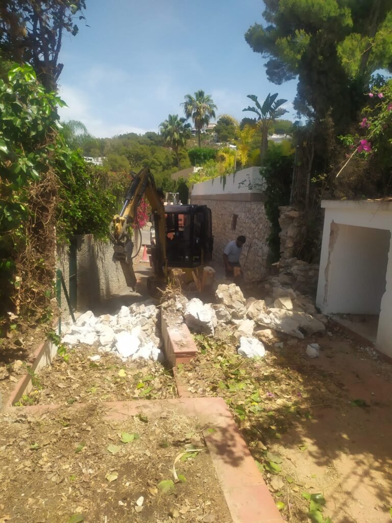 Excavaciones y contratas Almuñécar