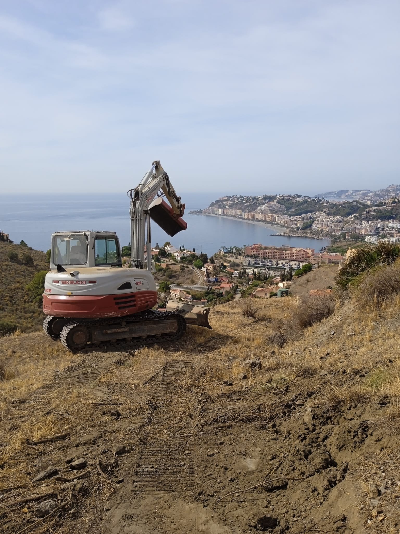 Excavaciones y contratas Almuñécar